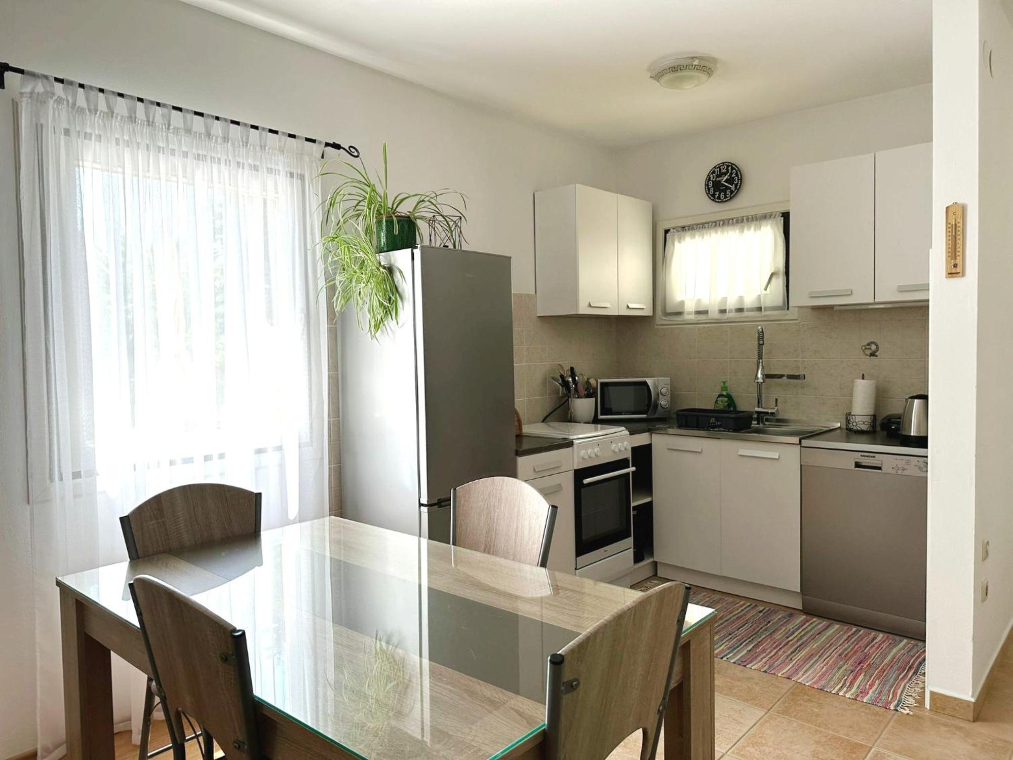 Holiday Home Mirela Sisan Luaran gambar